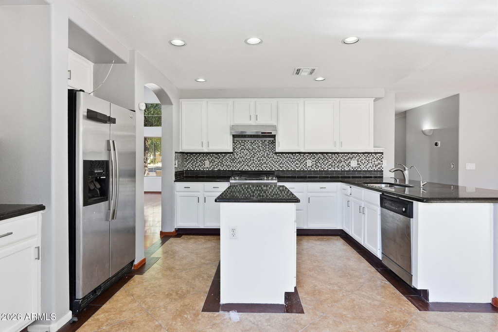 1166 E Stottler Drive - Photo 2