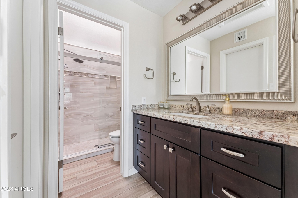10115 E Mountain View Road - Photo 21