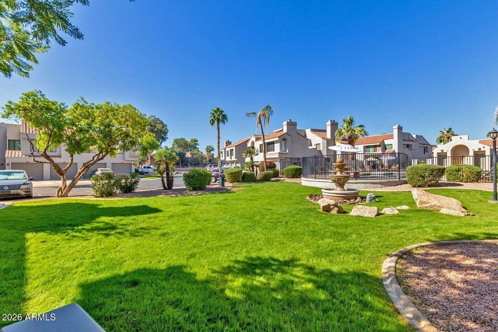 10115 E Mountain View Road - Photo 25