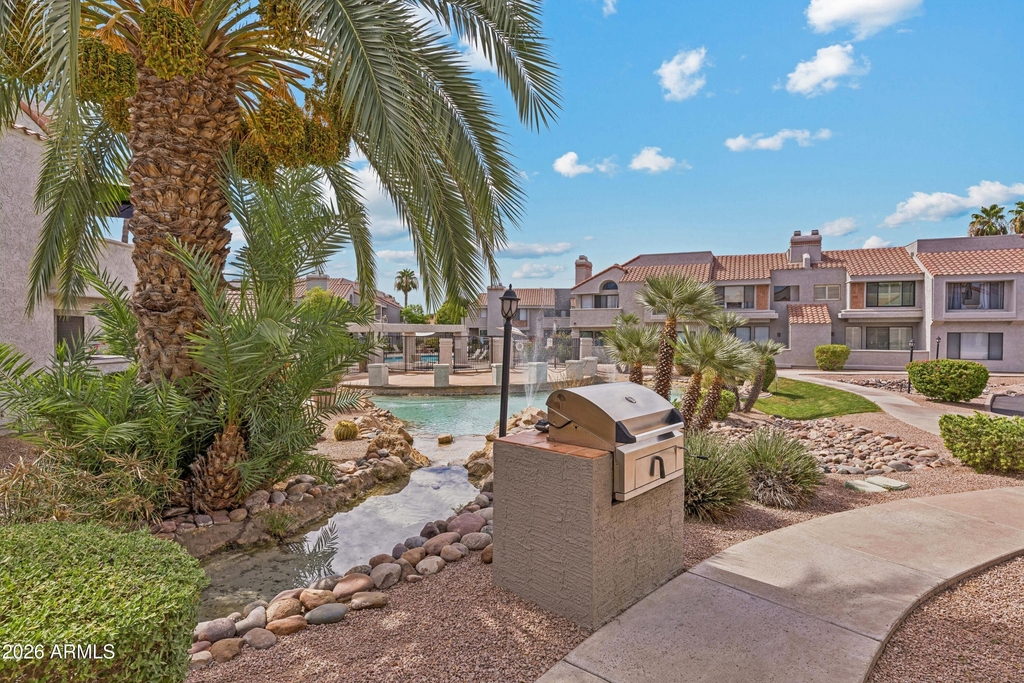 10115 E Mountain View Road - Photo 32