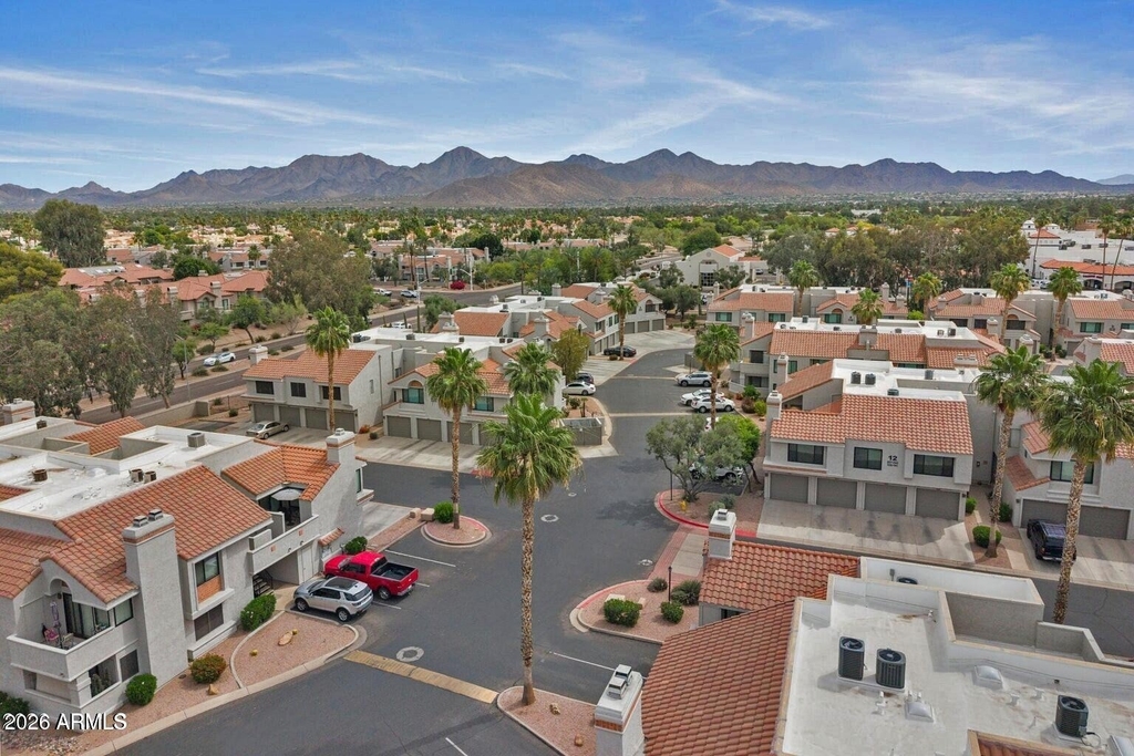 10115 E Mountain View Road - Photo 33