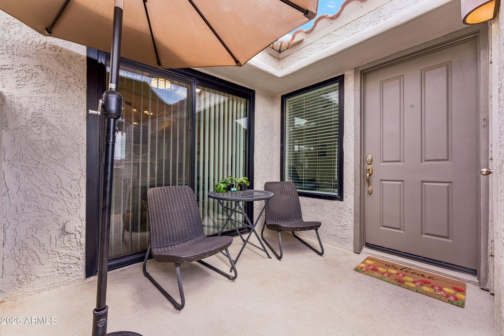 10115 E Mountain View Road - Photo 2