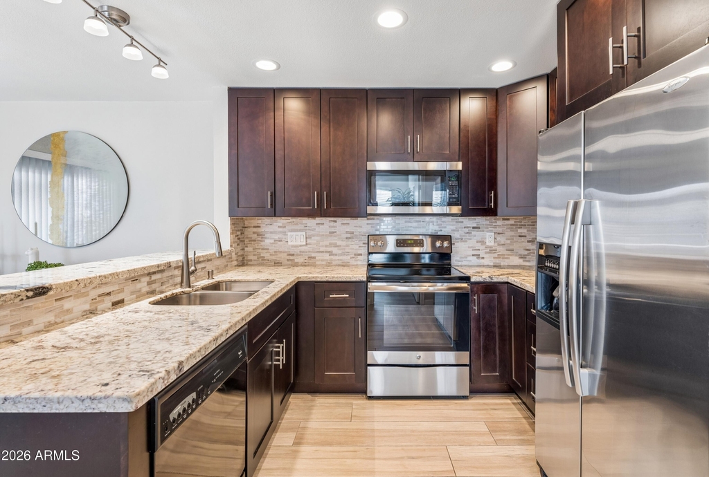10115 E Mountain View Road - Photo 13