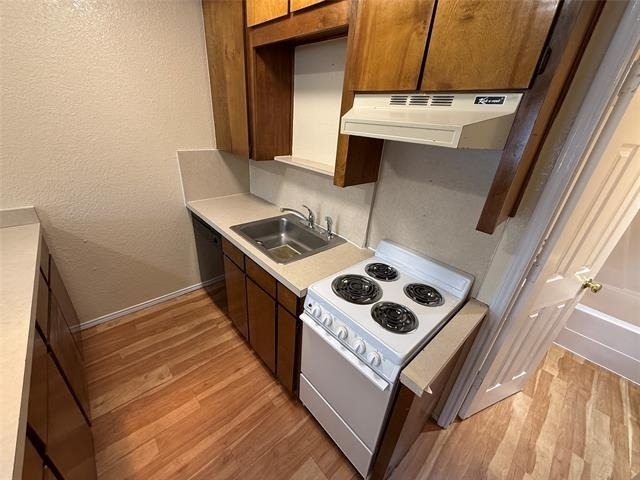 520 Bond Street - Photo 3