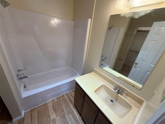 520 Bond Street - Photo 5