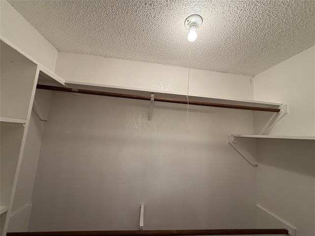 520 Bond Street - Photo 8