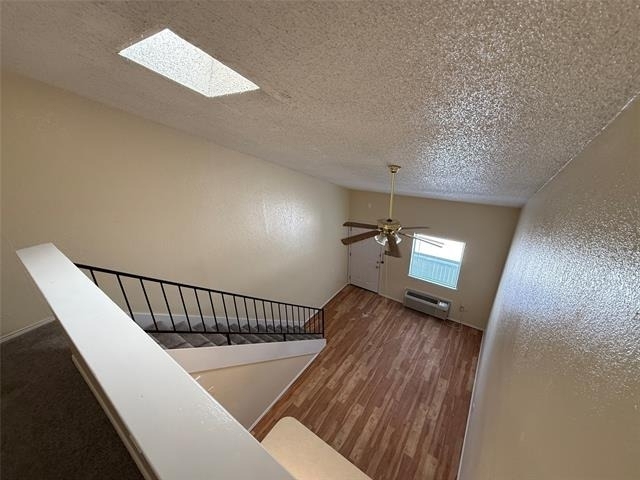 520 Bond Street - Photo 10