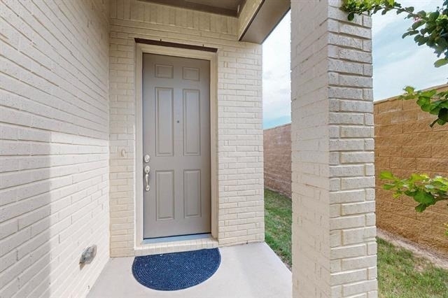 1077 Maverick Drive - Photo 4