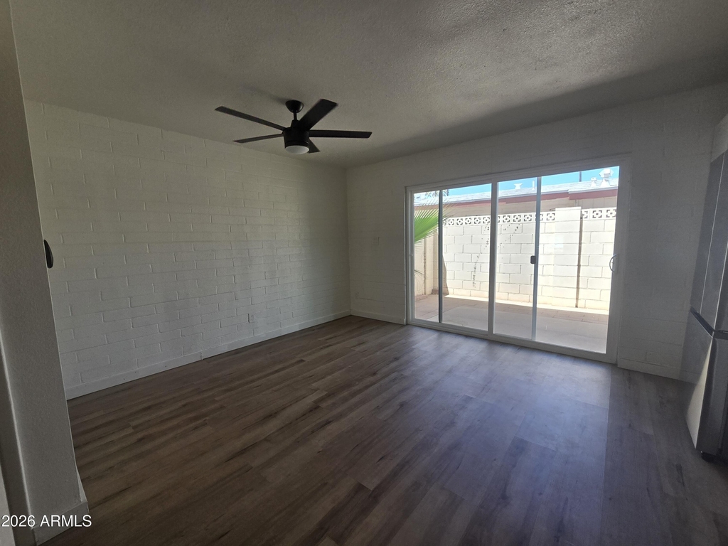 4848 N Woodmere Fairway -- - Photo 3