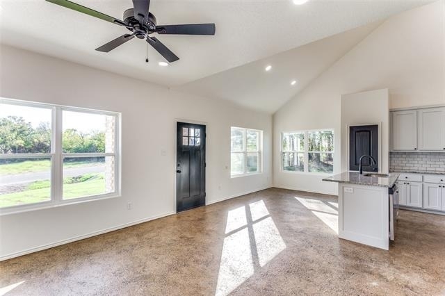112 Dealva Court - Photo 3