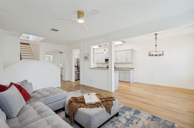 1006 Partridge Drive - Photo 3