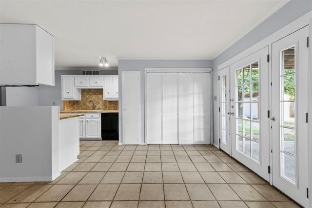 1305 Clark Trail - Photo 3