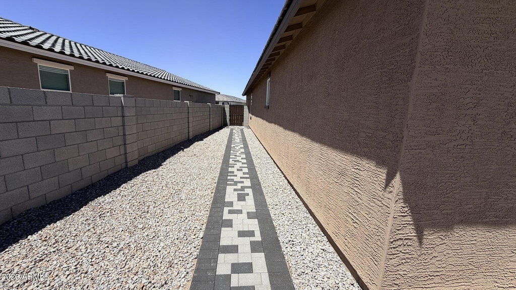 37043 W Vera Cruz Drive - Photo 12