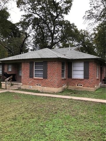 932 Harlandale Avenue - Photo 1