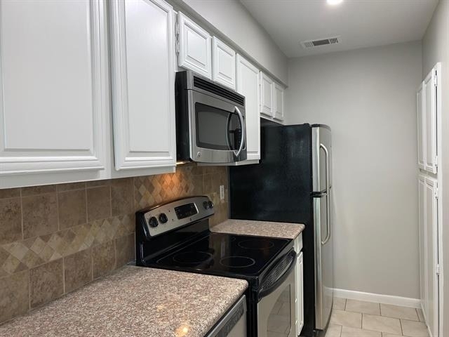 5740 Martel Avenue - Photo 10
