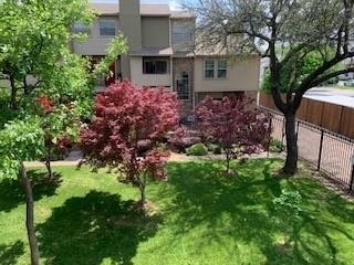 5740 Martel Avenue - Photo 2