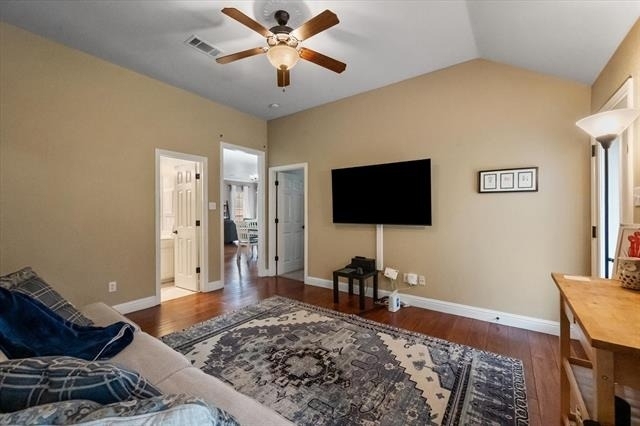 3 Savoy Court - Photo 28