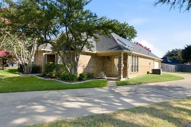 4009 Bowden Hill Lane E - Photo 4