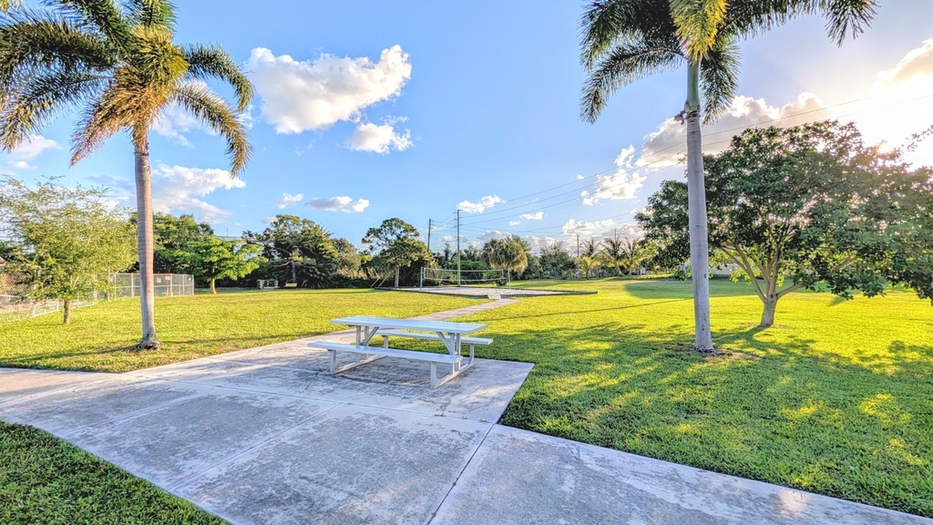 407 Nw 7th Street - Photo 27