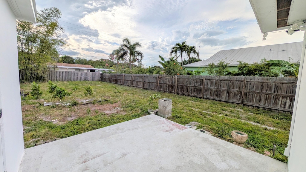 407 Nw 7th Street - Photo 21