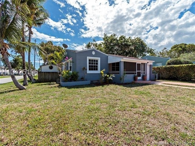 1404 Plunkett Street - Photo 10