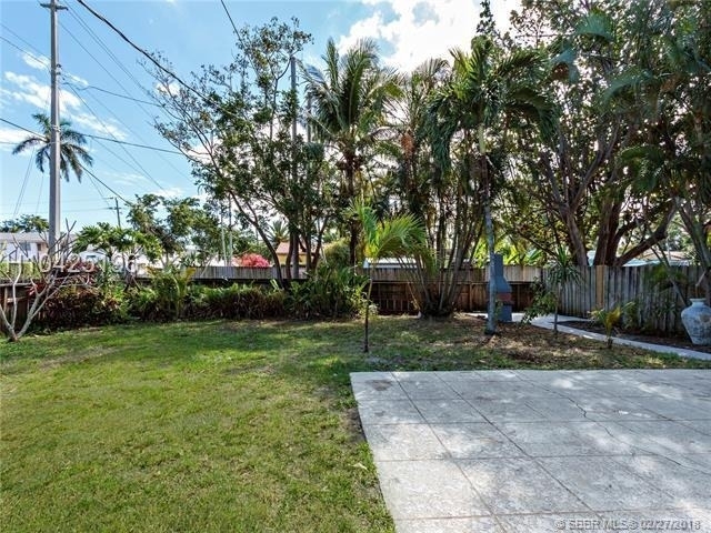 1404 Plunkett Street - Photo 8