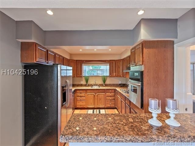 1404 Plunkett Street - Photo 0