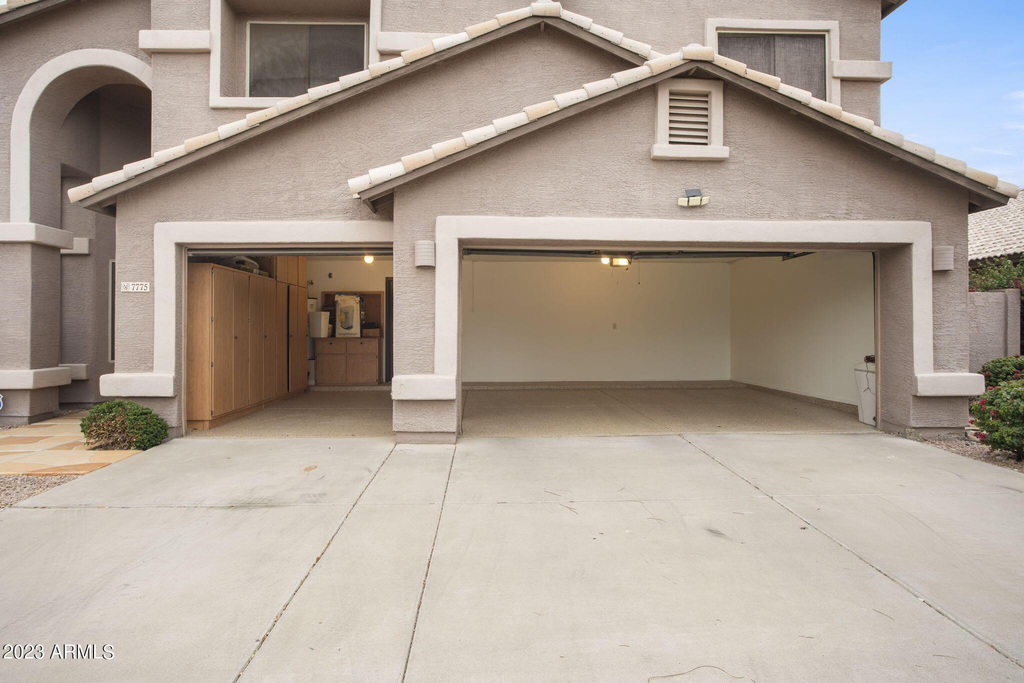 7775 N 52nd Drive - Photo 3