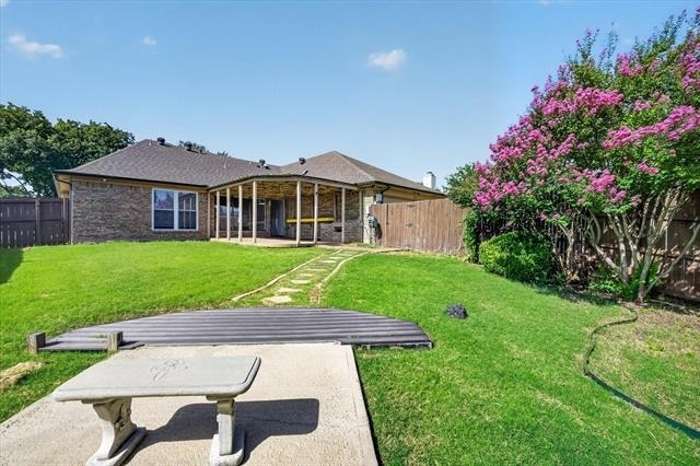 1521 Glenmore Drive - Photo 13