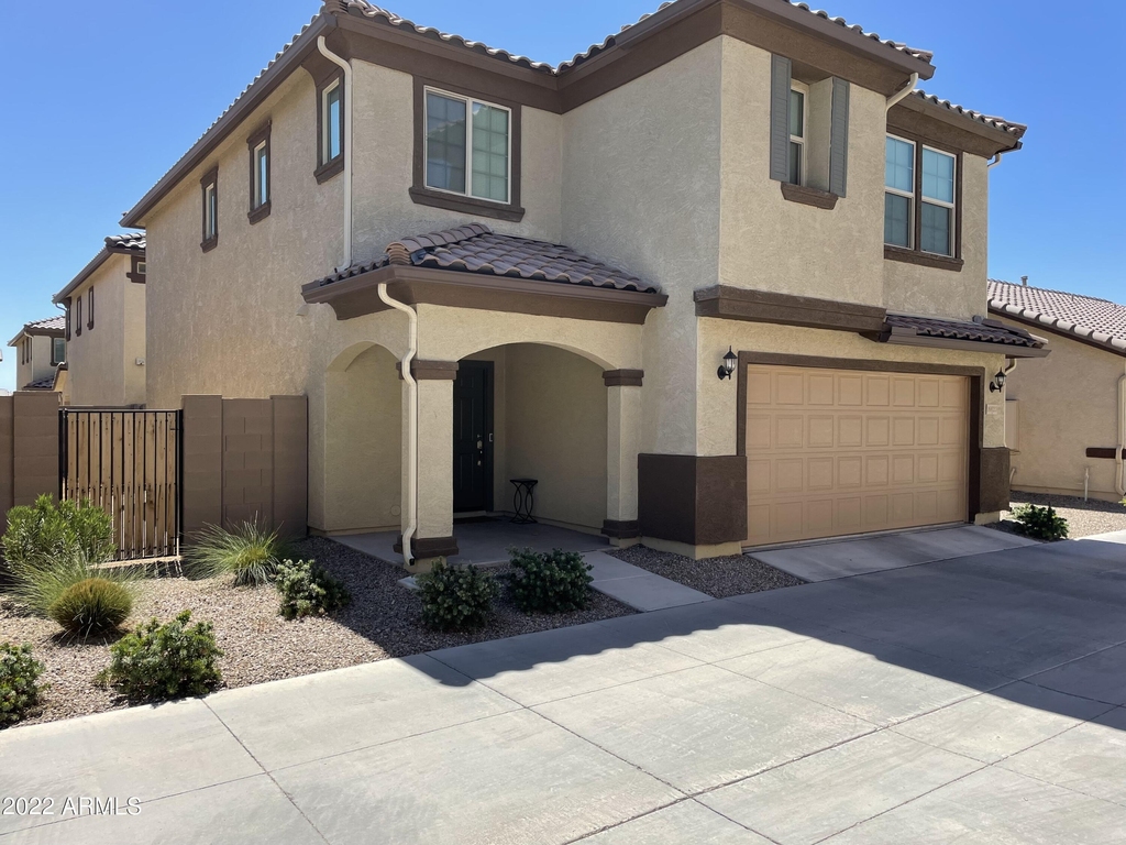 16623 W Culver Street - Photo 0