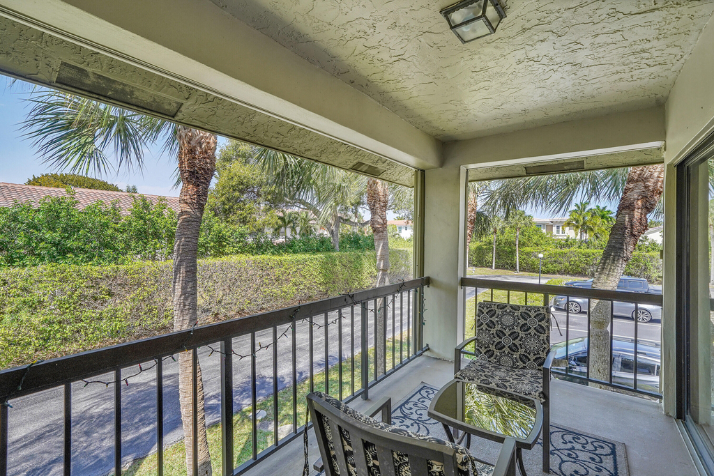 159 Nw 70th Street - Photo 19