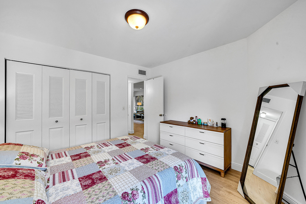 159 Nw 70th Street - Photo 17