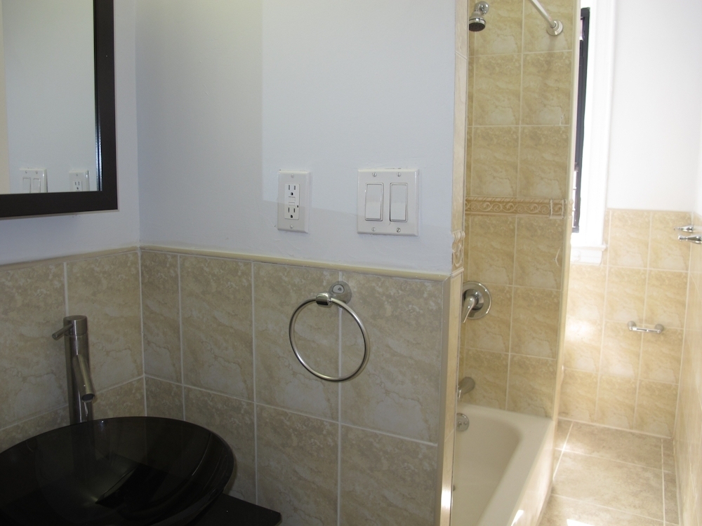 3139 Broadway - Photo 1
