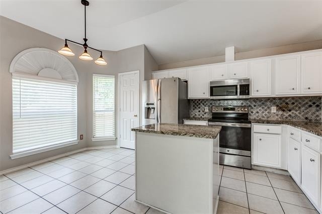 704 Fleming Street - Photo 3