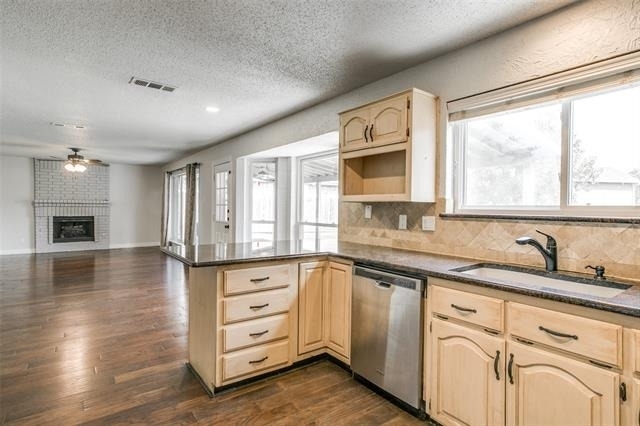 2204 Winslow Court - Photo 9