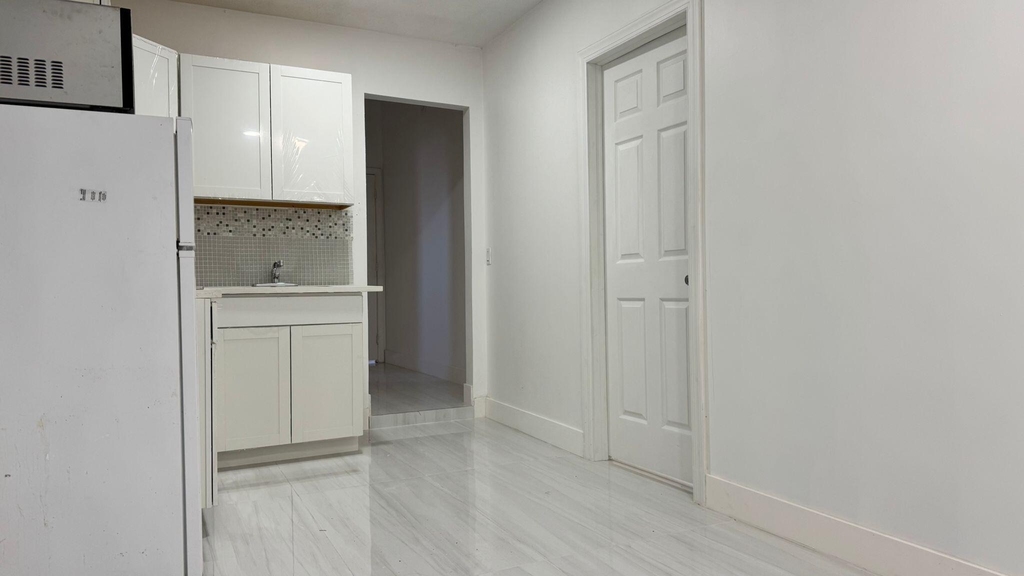 678 Sw Pueblo Terrace - Photo 1