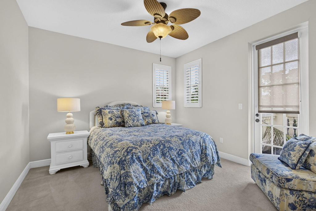 222 Tresana Boulevard - Photo 35