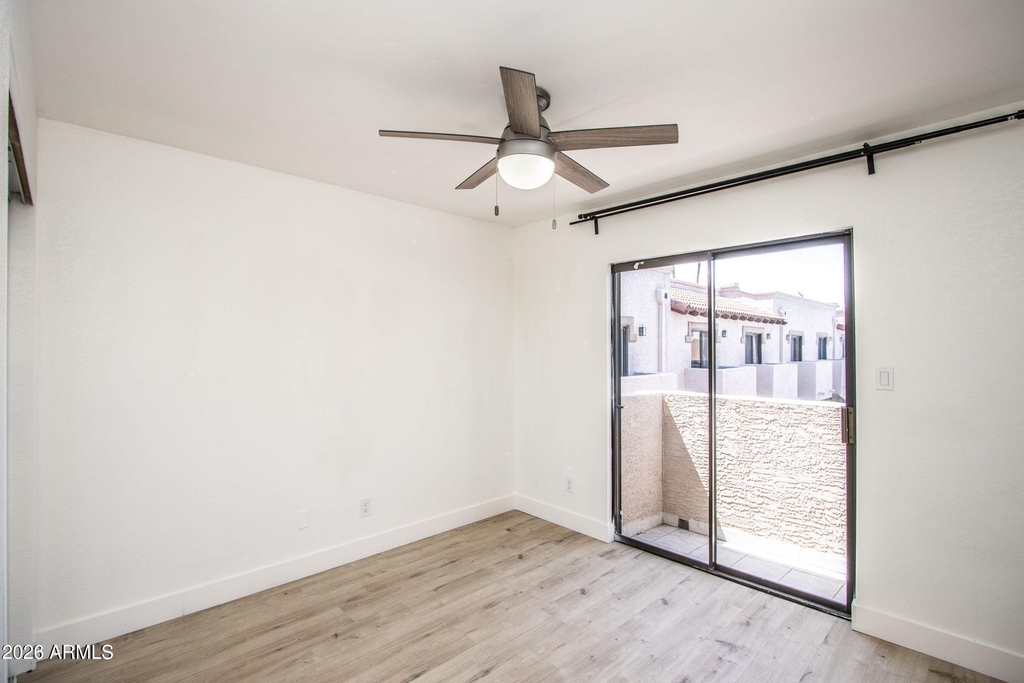 3102 E Clarendon Avenue - Photo 13