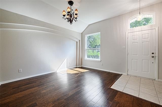 1404 Carriage Lane - Photo 11