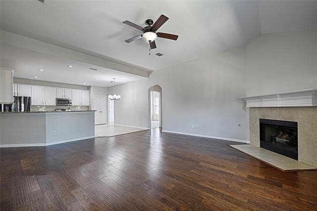 1404 Carriage Lane - Photo 4
