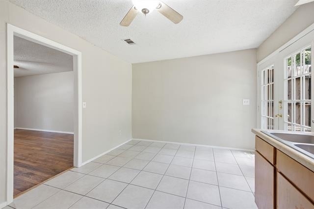 308 N Roe Street - Photo 10