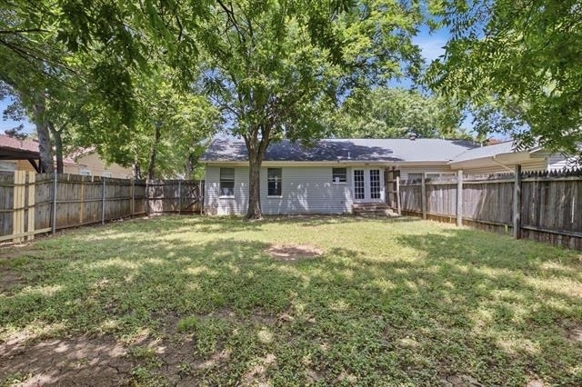308 N Roe Street - Photo 17