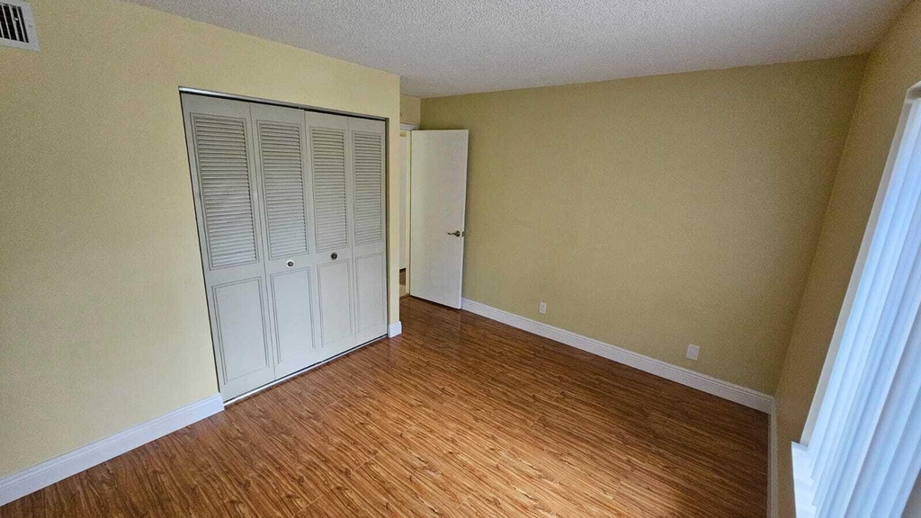 205 Foxtail Drive - Photo 8