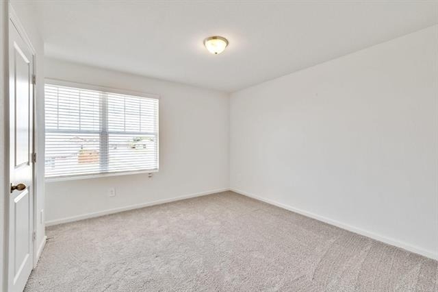 795 Yorkshire Drive - Photo 16