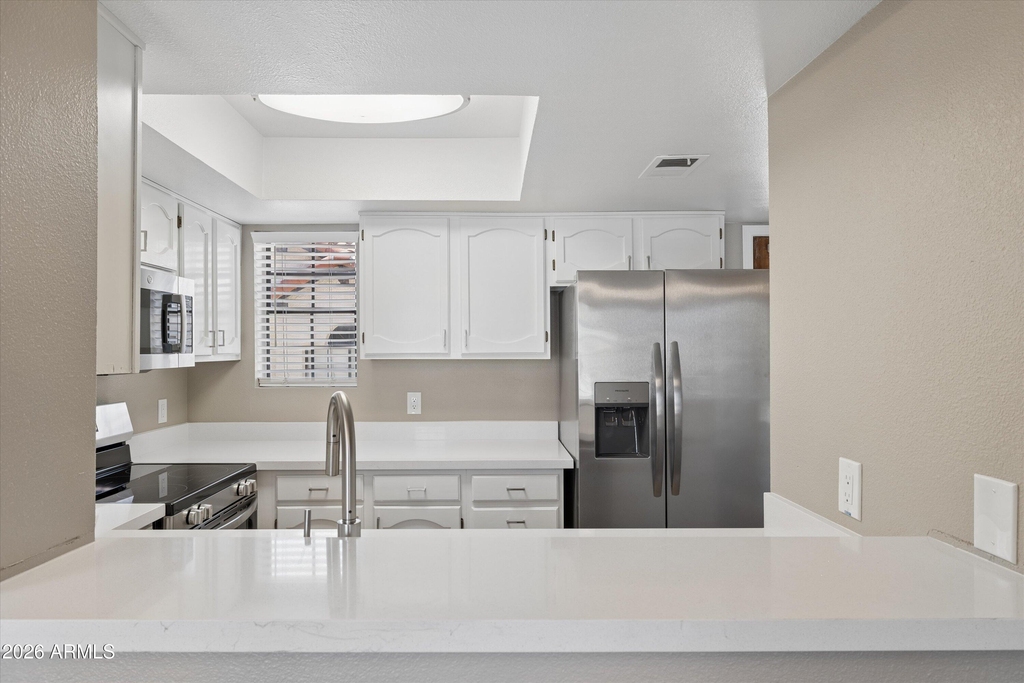 11011 N 92nd Street - Photo 6