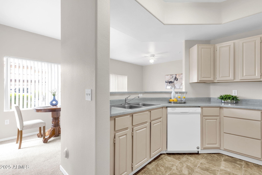 13700 N Fountain Hills Boulevard - Photo 11