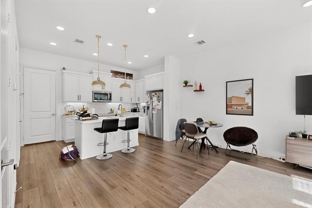 7546 Edgeware Road - Photo 3