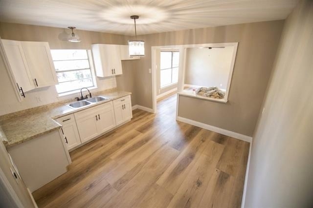 3539 S Ewing Avenue - Photo 2