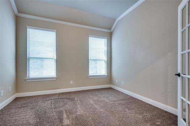 309 Harcourt Avenue - Photo 4