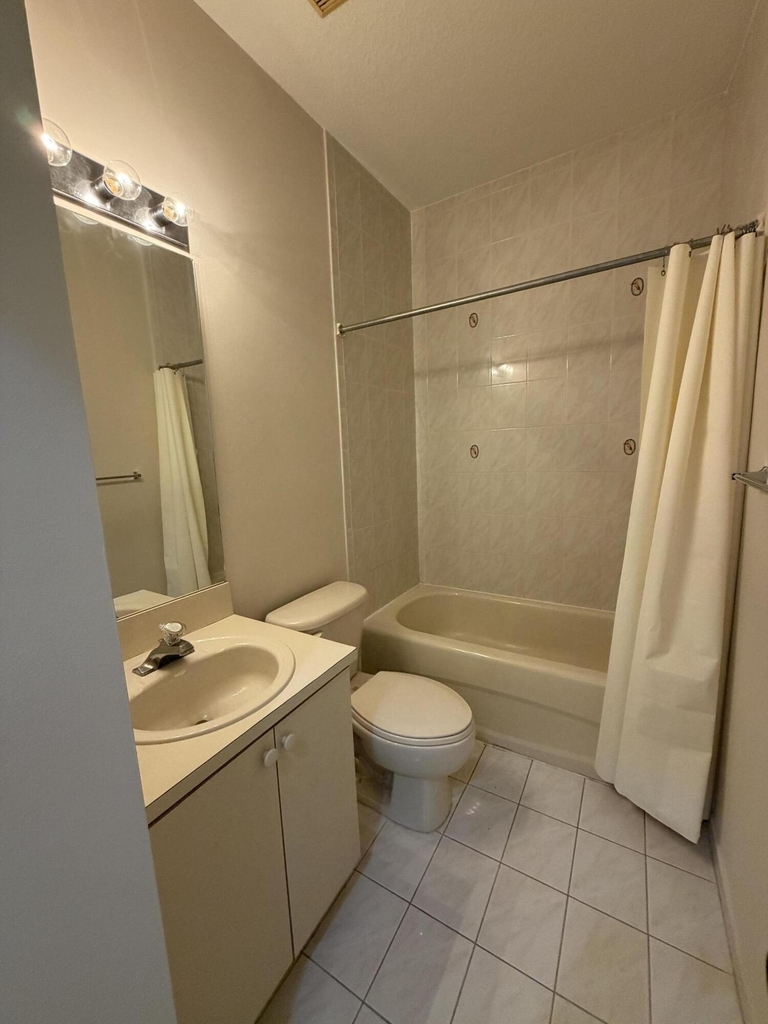 765 Sw 107th Avenue - Photo 10